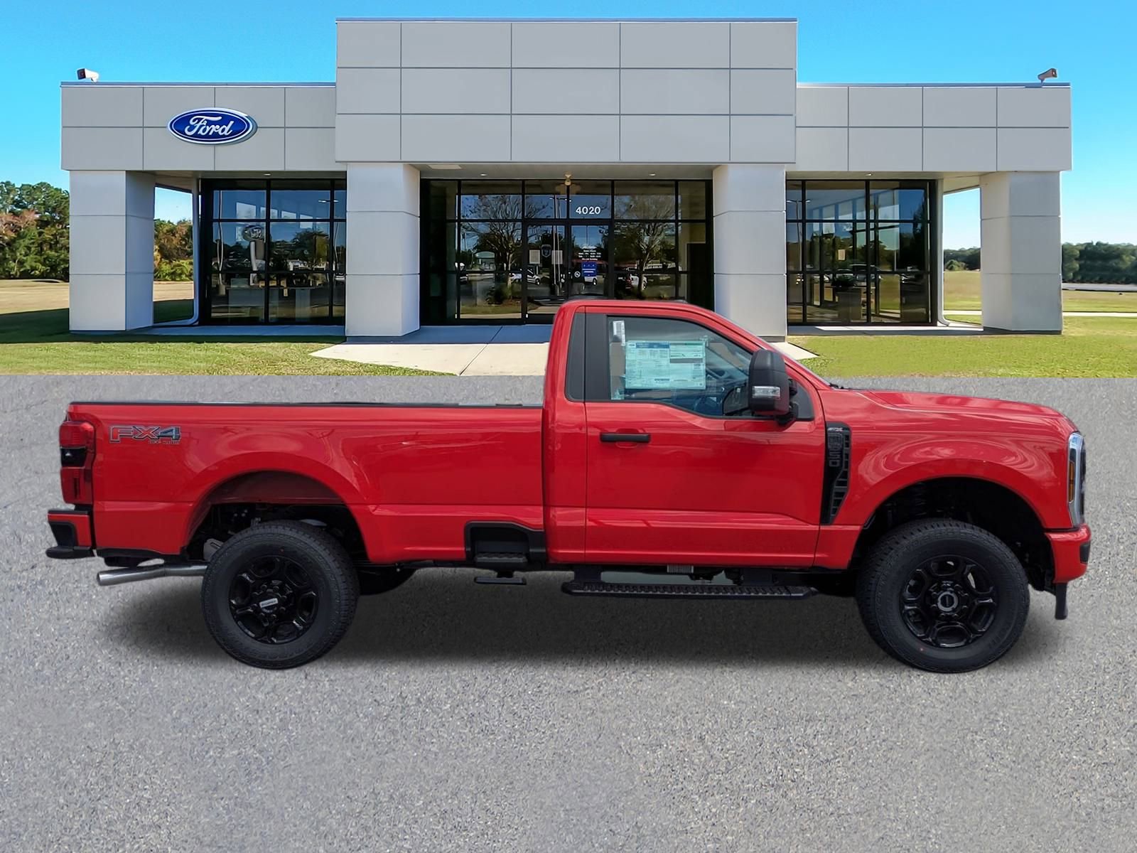 2025 Ford F-350 photo 2