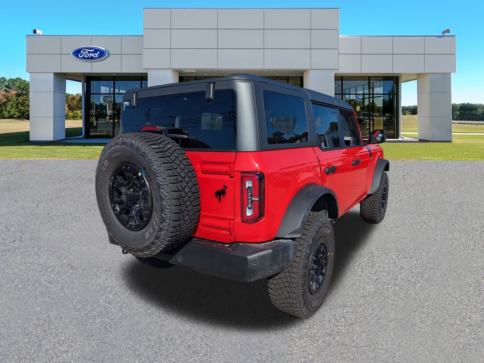2024 Ford Bronco Wildtrak photo 3