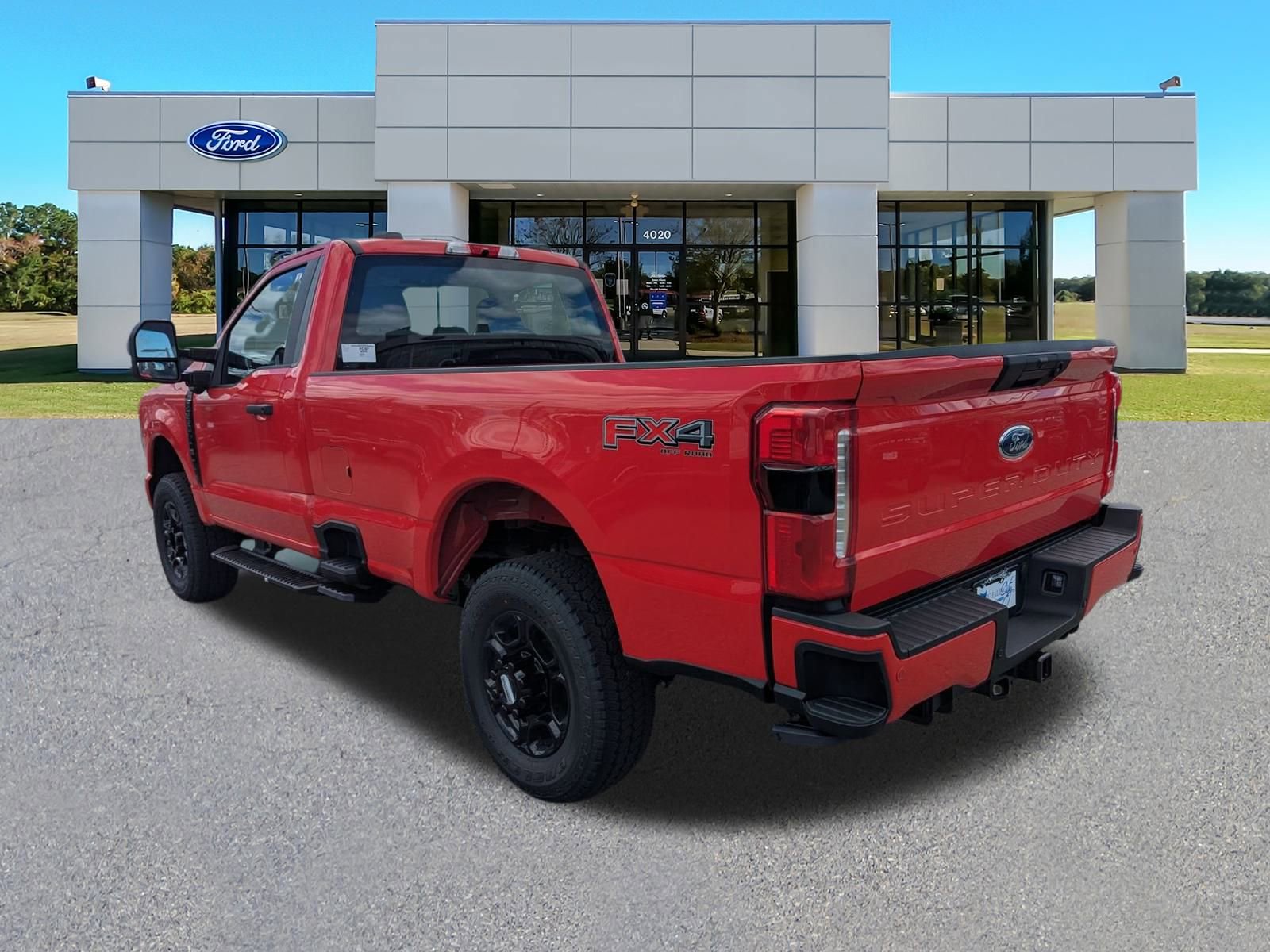 2025 Ford F-350 photo 4