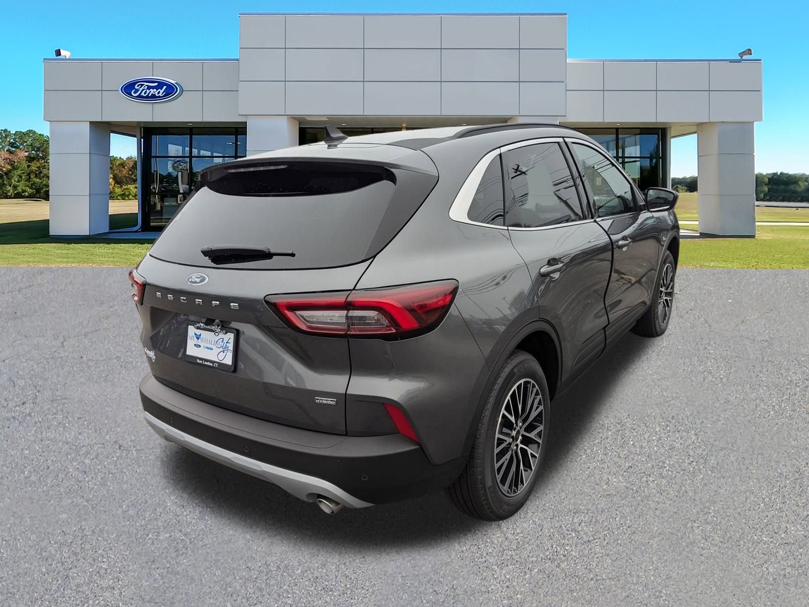 2025 Ford Escape photo 3