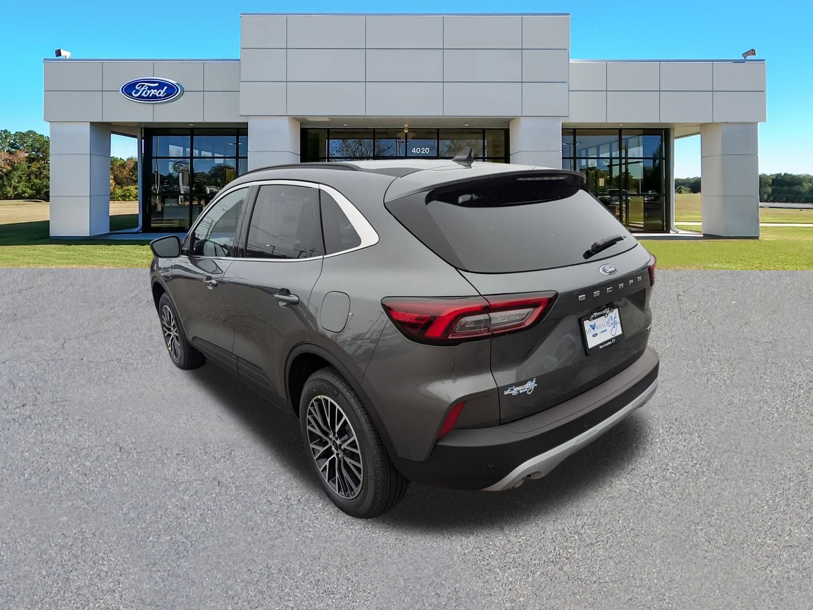 2025 Ford Escape photo 4