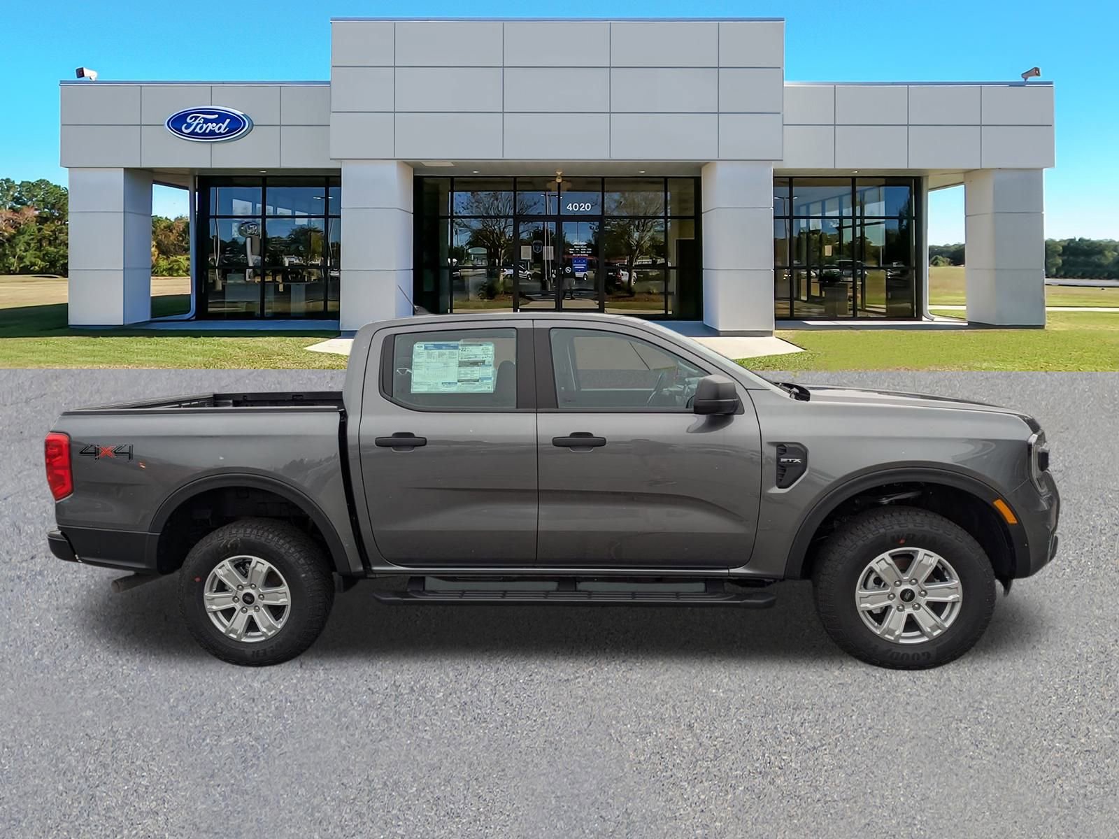 2024 Ford Ranger XL photo 3
