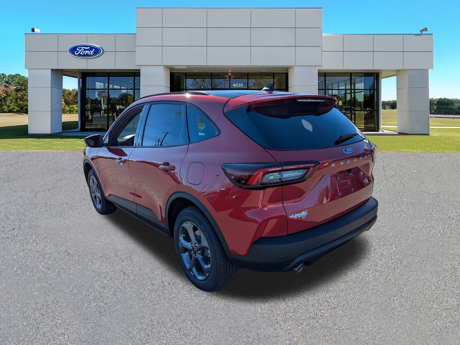 2025 Ford Escape ST-Line photo 4