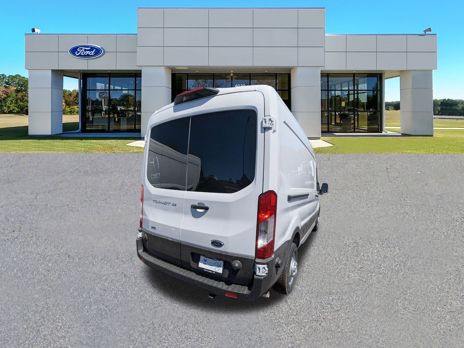 2025 Ford Transit photo 3