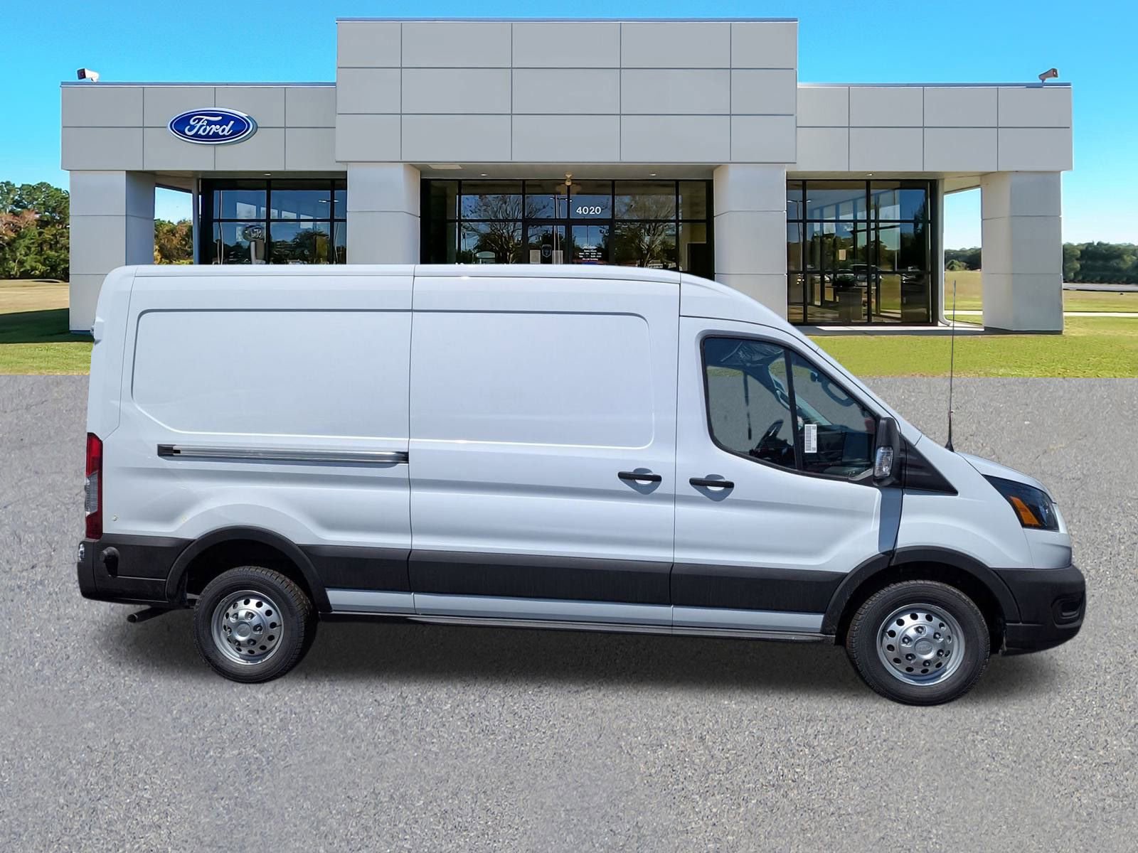 2025 Ford Transit photo 2