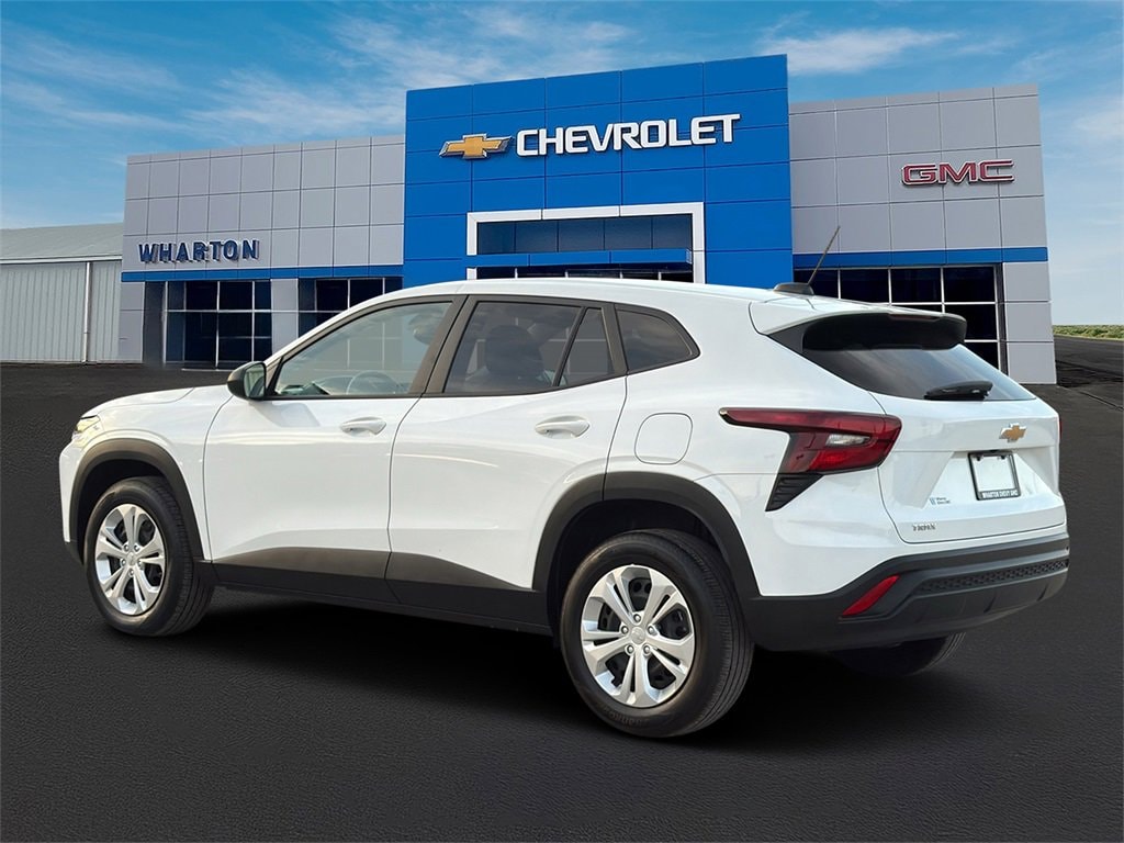 Used 2025 Chevrolet Trax LS SUV