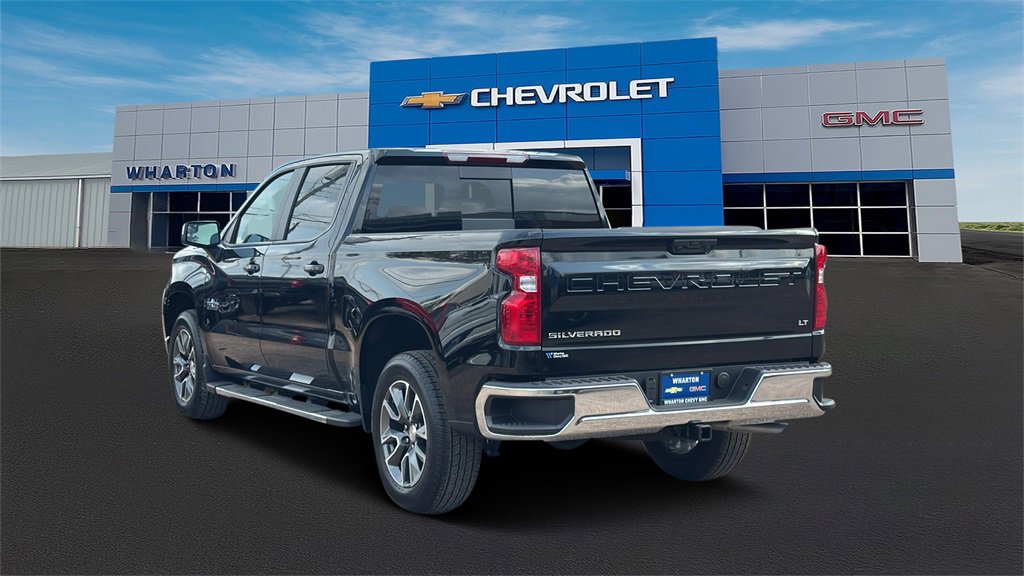 2025 Chevrolet Silverado 1500 LT photo 4