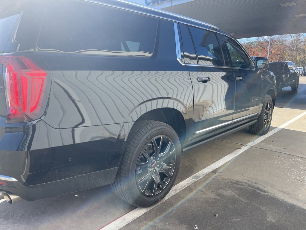 Used 2023 GMC Yukon XL Denali SUV