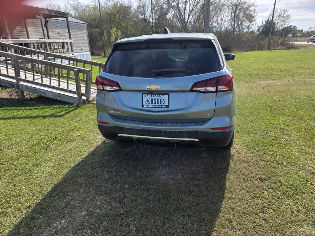 2024 Chevrolet Equinox LT photo 3