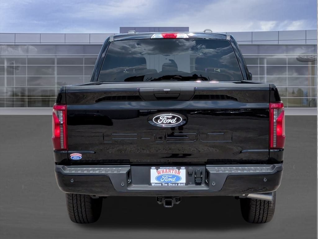 2025 Ford F-150 STX photo 4