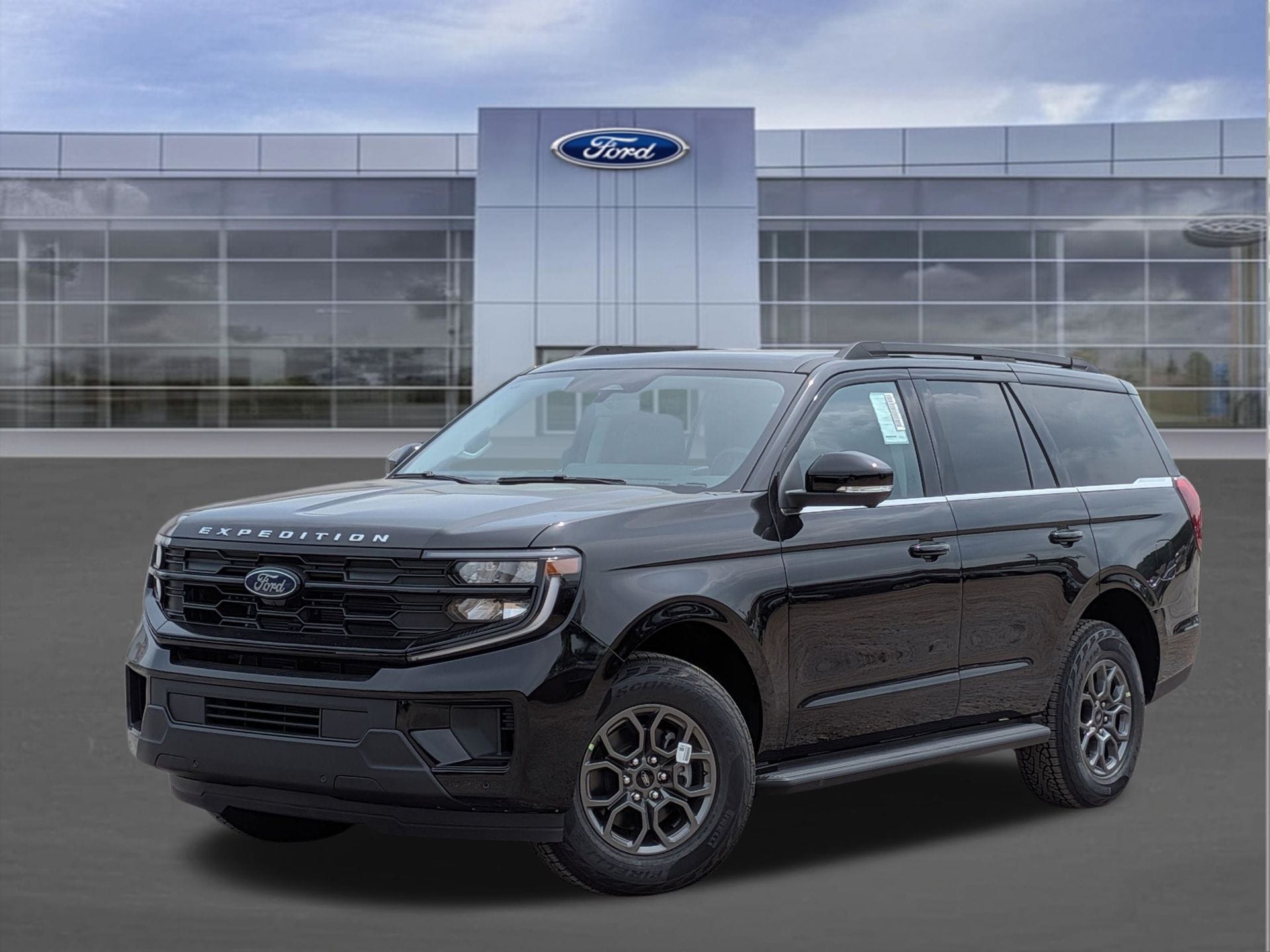 2026 Ford Expedition Active's photo
