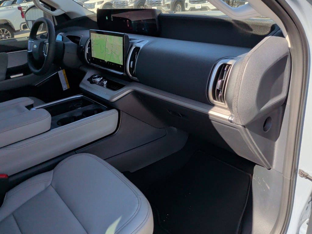 2025 Ford Expedition Active - Photo 21