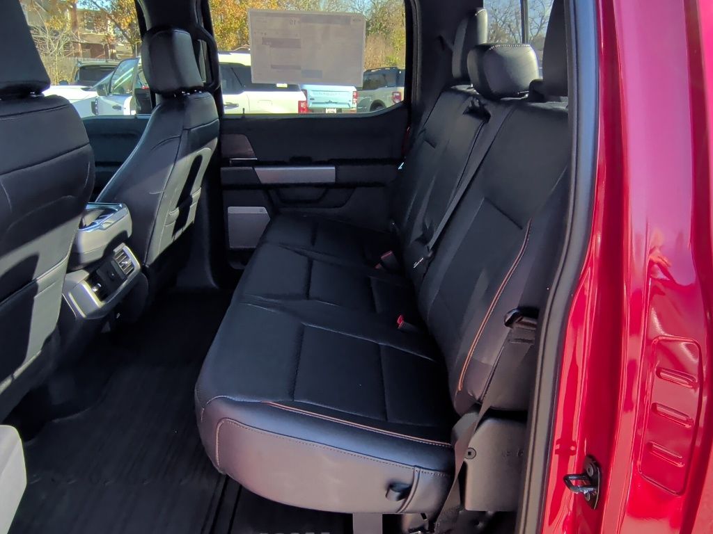 2025 Ford F-150 Lariat - Photo 11