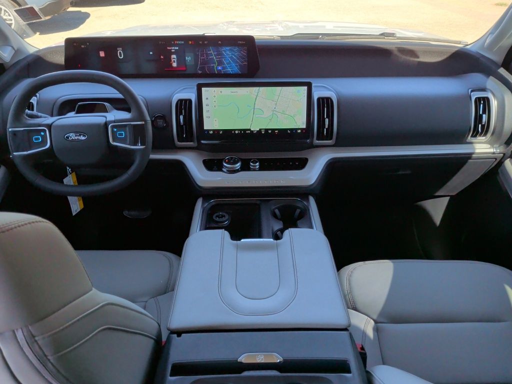 2025 Ford Expedition Active - Photo 12