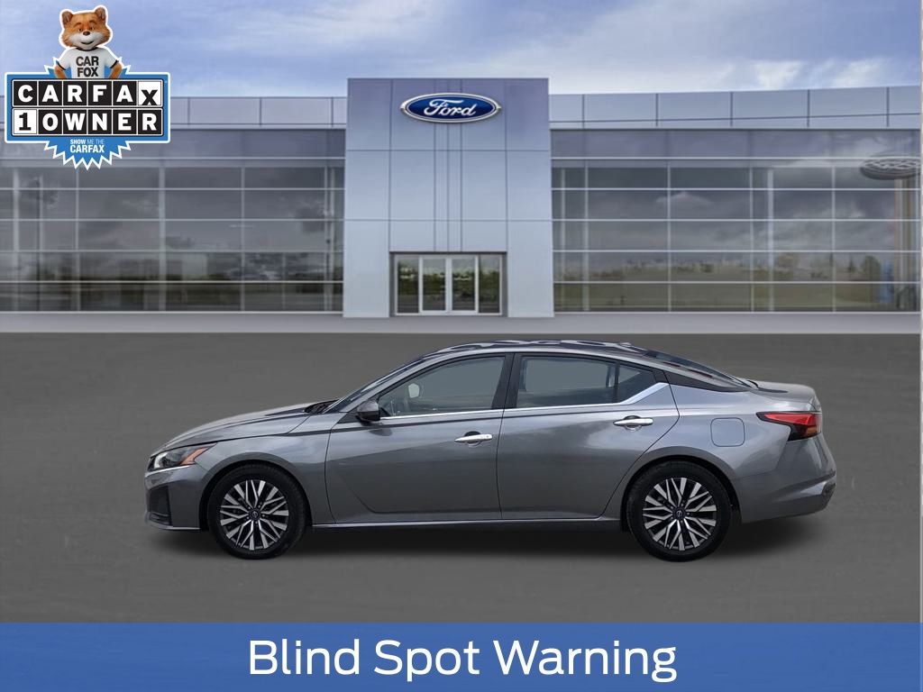 Used 2023 Nissan Altima SV with VIN 1N4BL4DV8PN345292 for sale in Wharton, TX