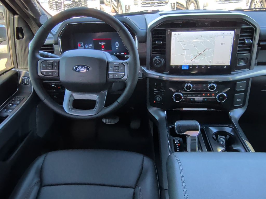 2025 Ford F-150 Lariat - Photo 13