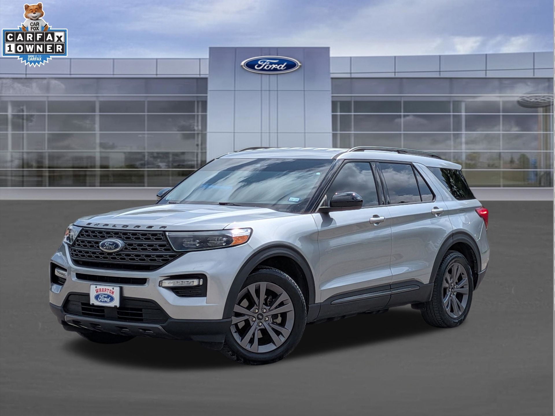 2023 Ford Explorer XLT RWD's photo