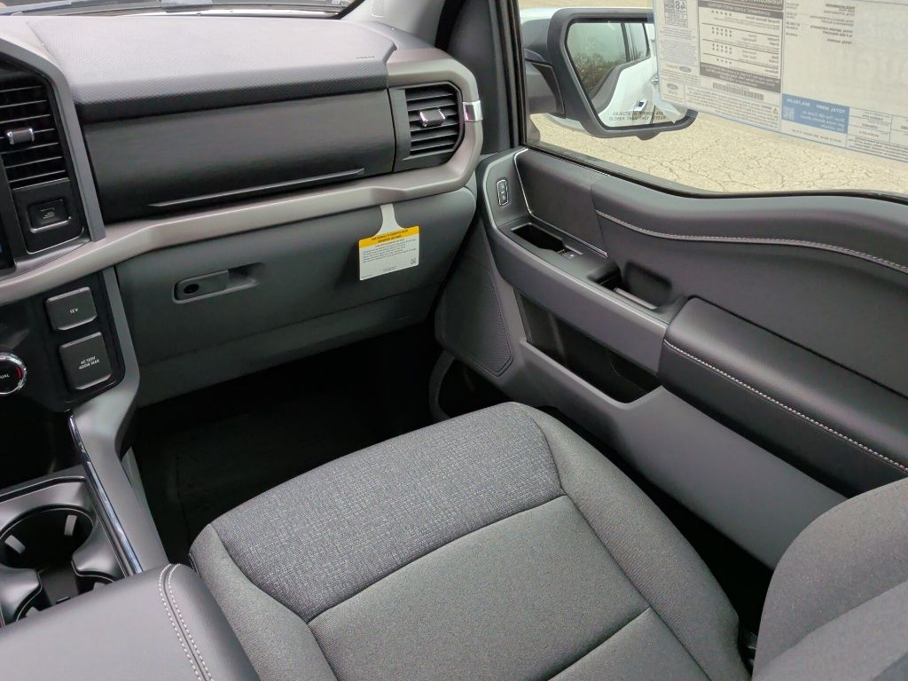 2026 Ford F-150 XLT - Photo 14