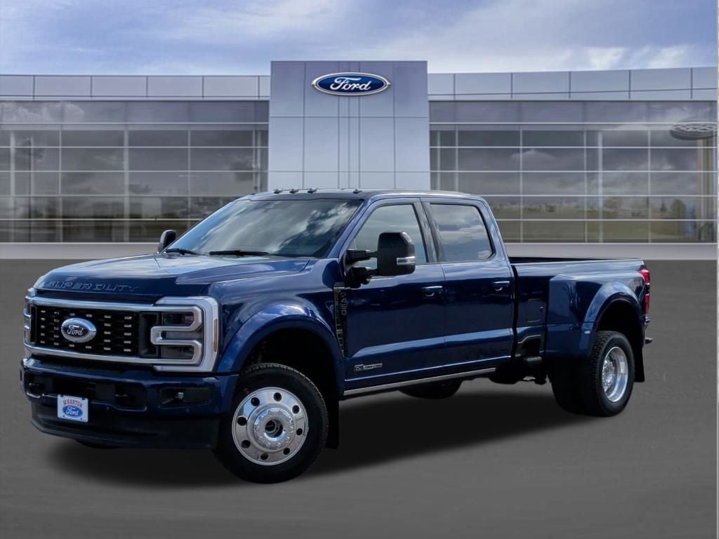 2026 Ford F-450 Platinum 4x4 Crew Cab 8' Box DRW's photo