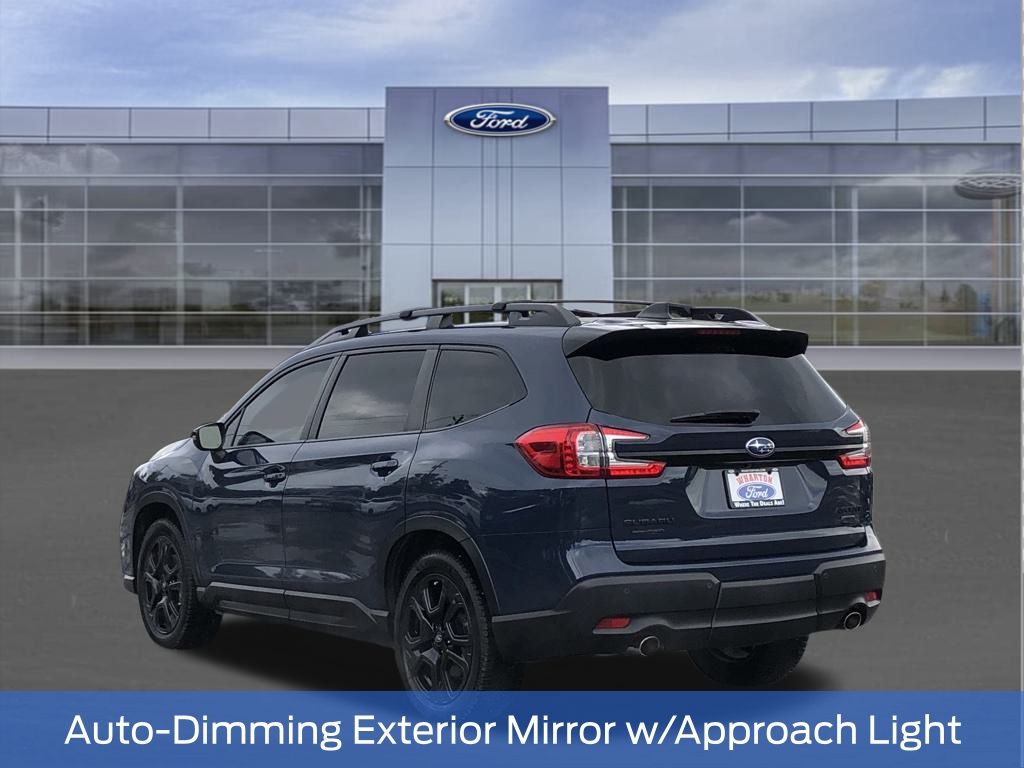 2023 Subaru Ascent Onyx Edition photo 2