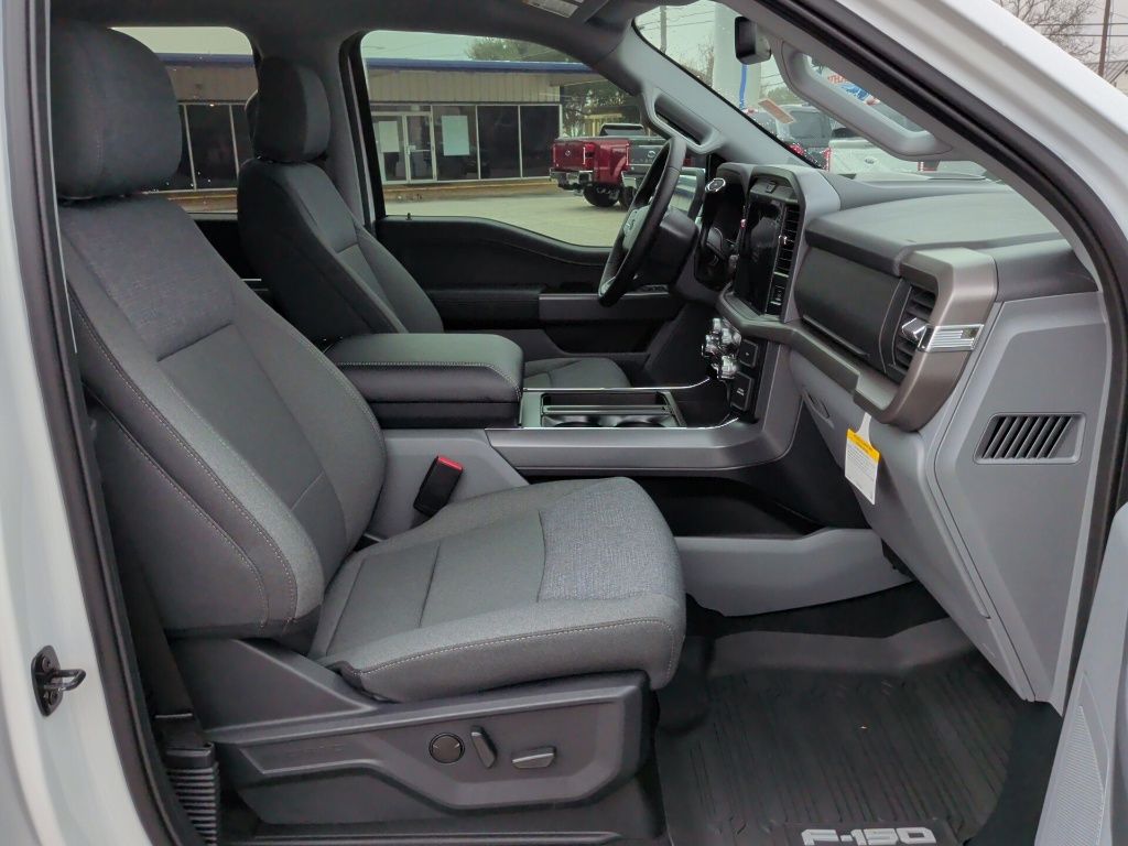 2026 Ford F-150 XLT - Photo 17