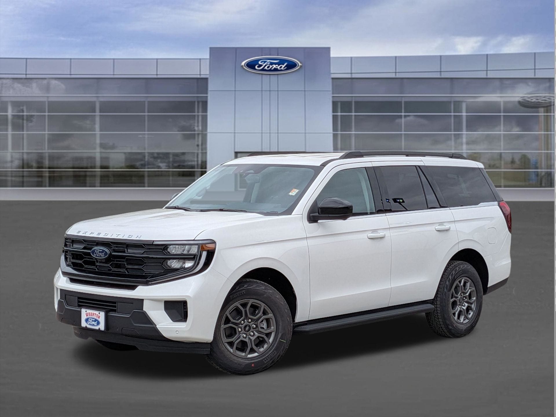 2026 Ford Expedition Active's photo