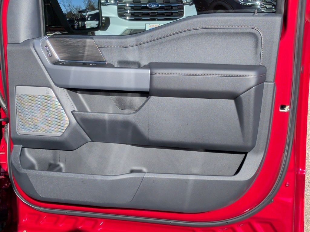 2025 Ford F-150 Lariat - Photo 19