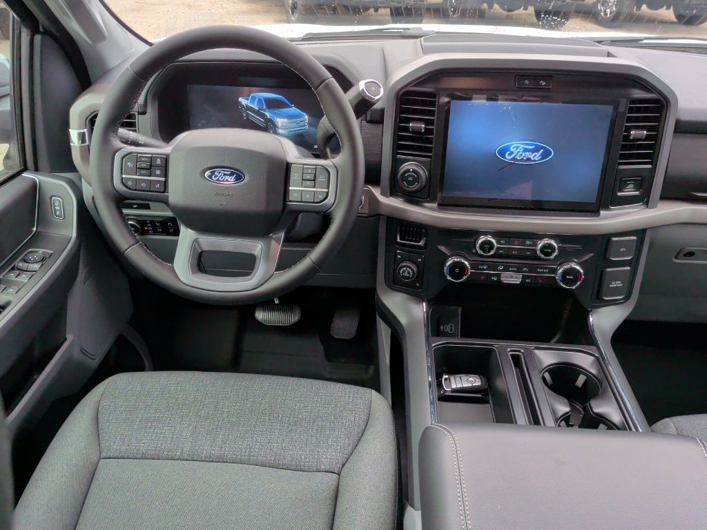 2026 Ford F-150 XLT - Photo 13