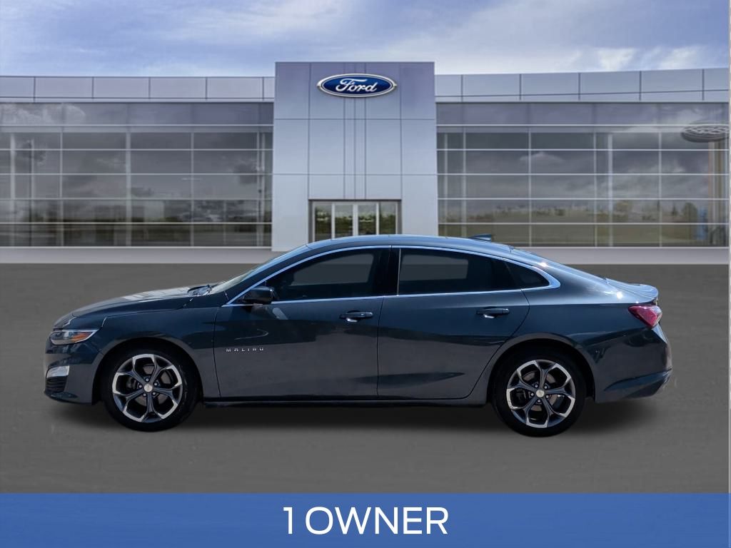 2021 Chevrolet Malibu 1LT photo 2