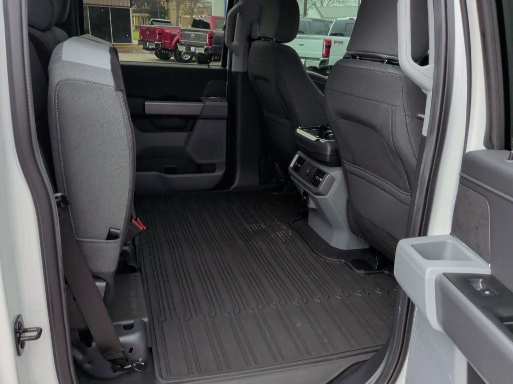 2026 Ford F-150 XLT - Photo 16