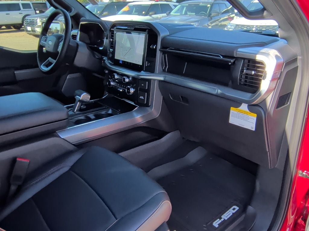 2025 Ford F-150 Lariat - Photo 18