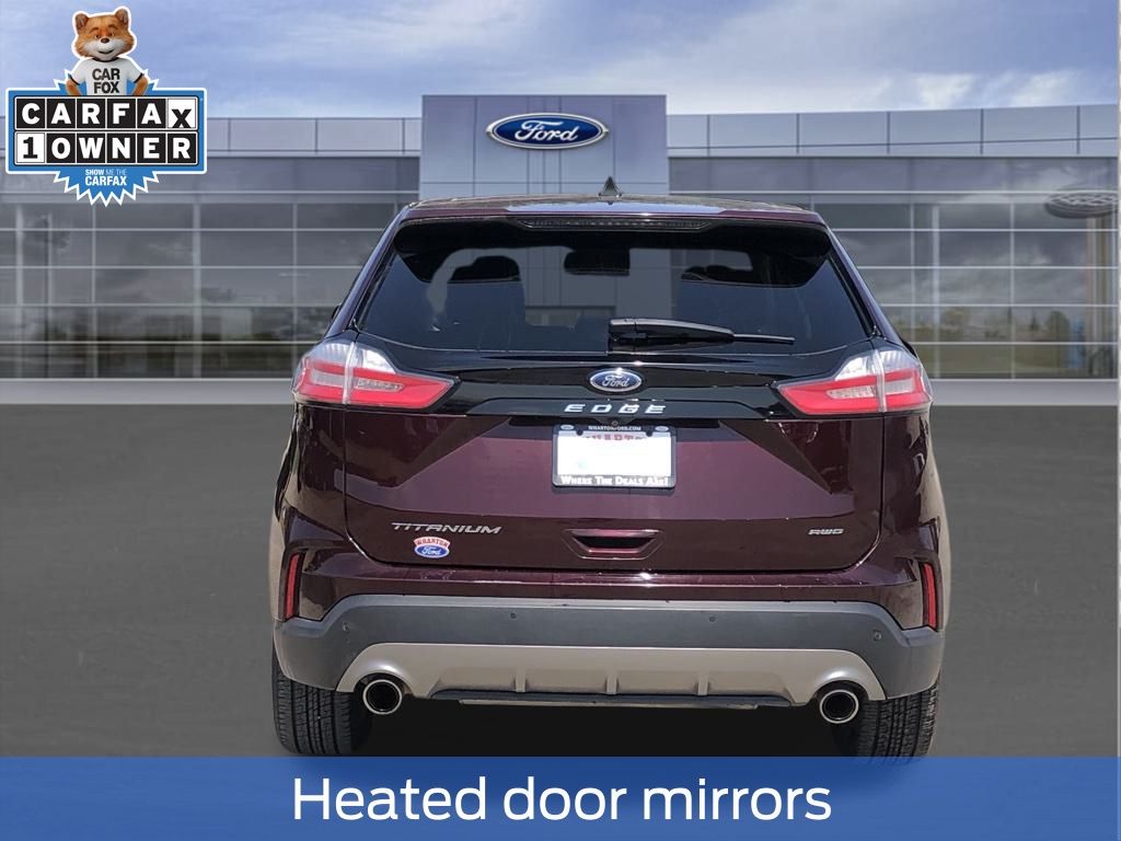 2022 Ford Edge Titanium photo 4