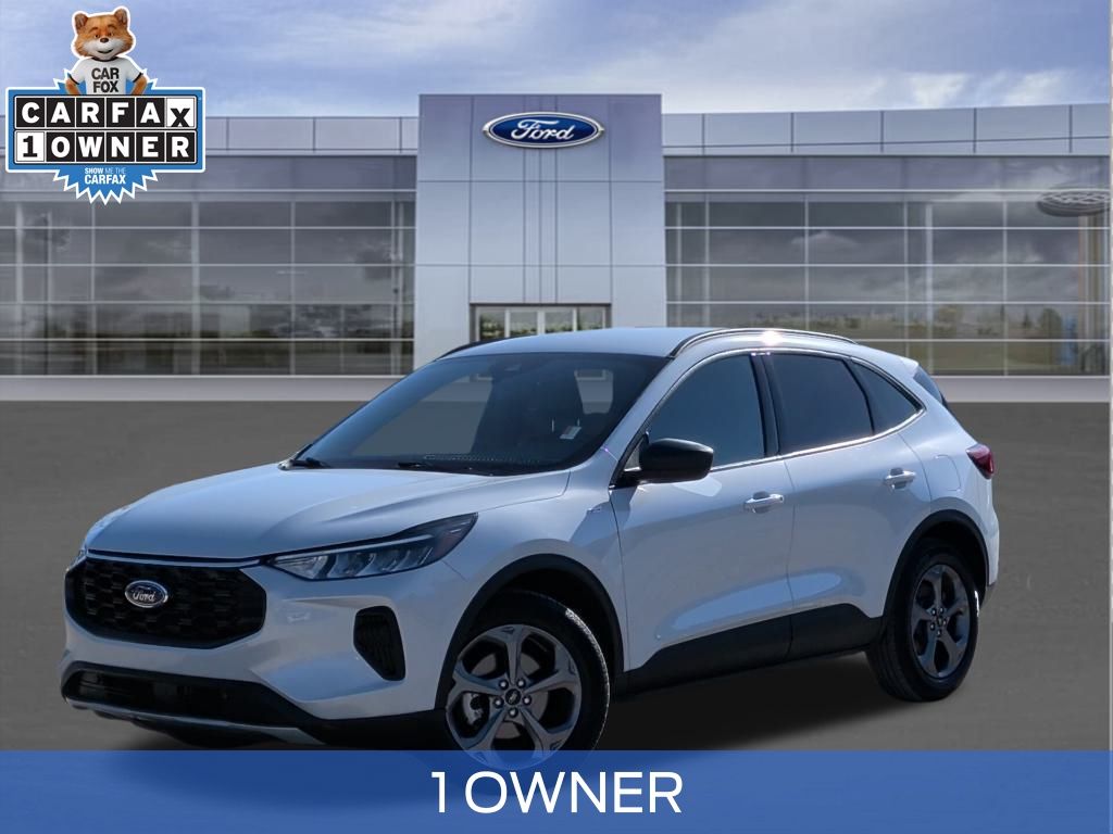 2025 Ford Escape ST-Line's photo