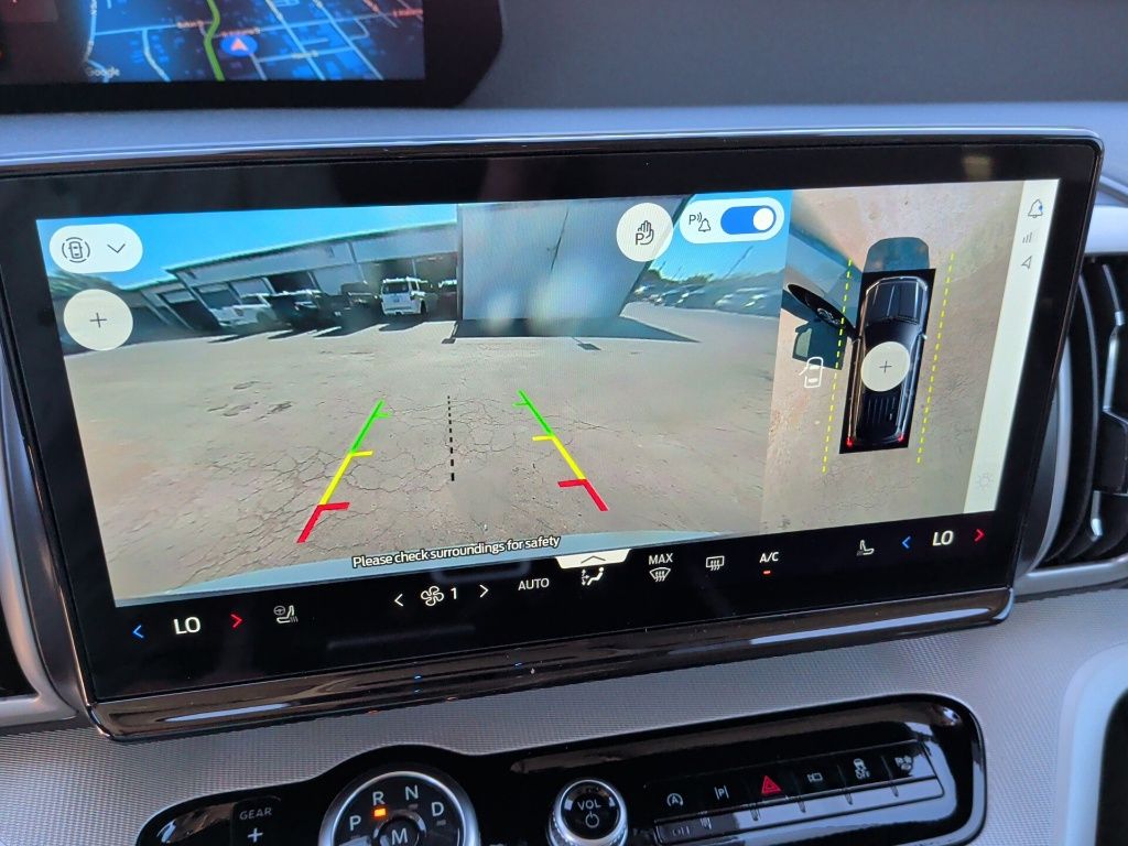 2025 Ford Expedition Active - Photo 30