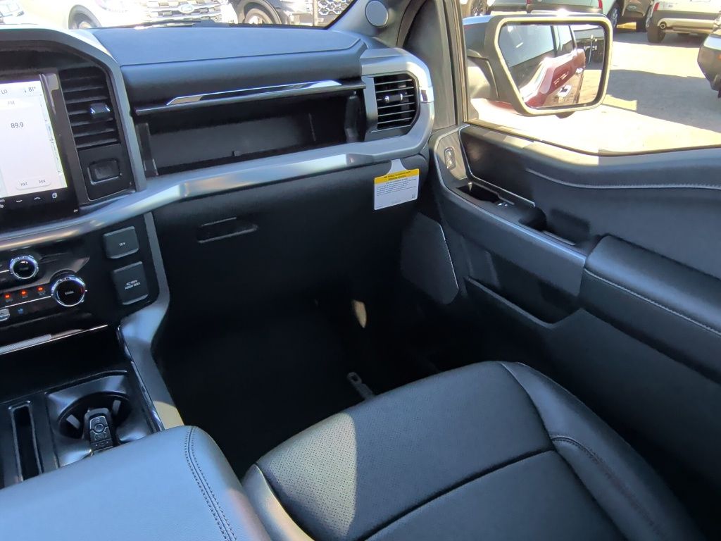 2025 Ford F-150 Lariat - Photo 14