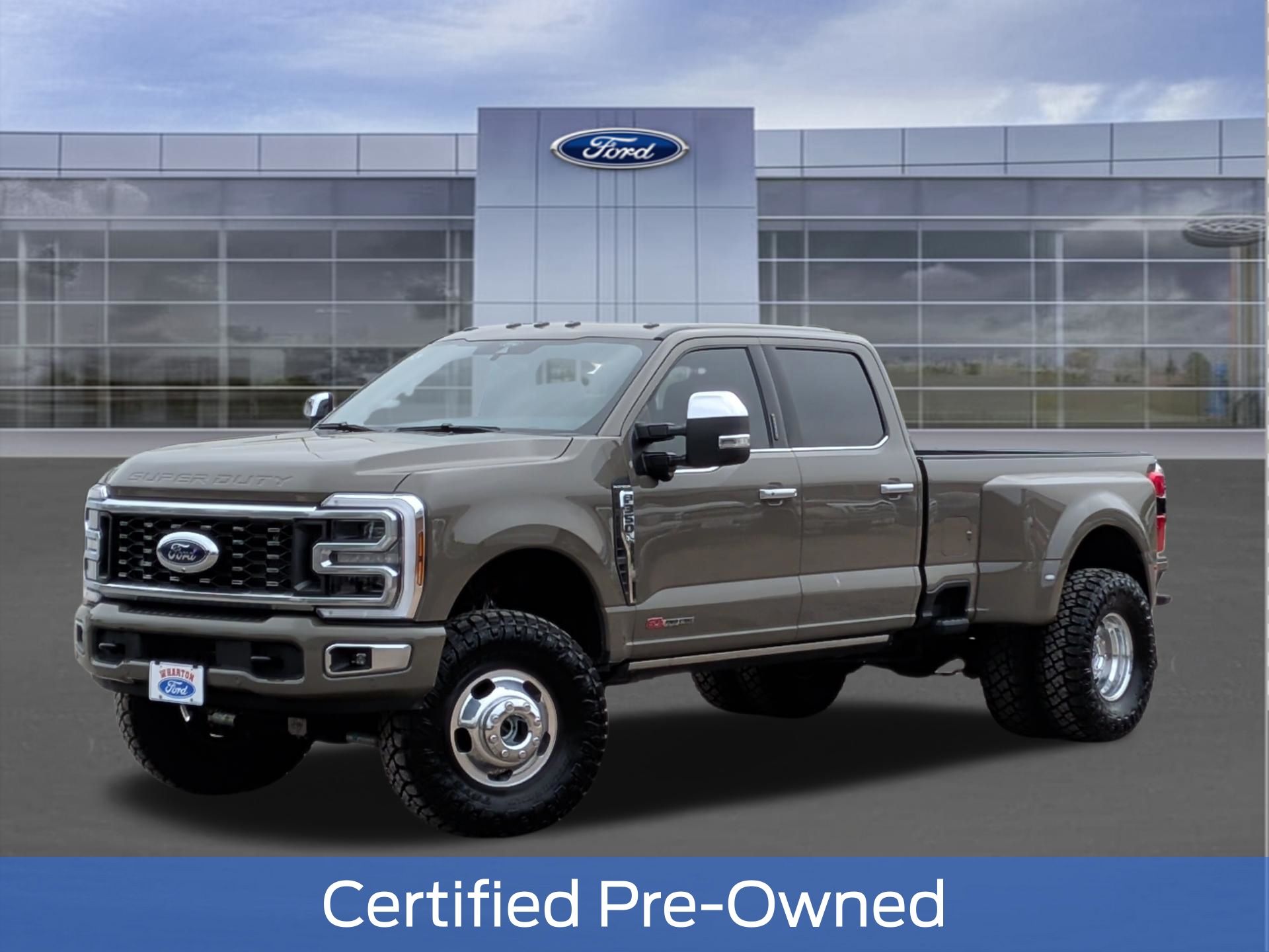 2026 Ford F-350 Platinum 4x4 Crew Cab 8' Box DRW's photo
