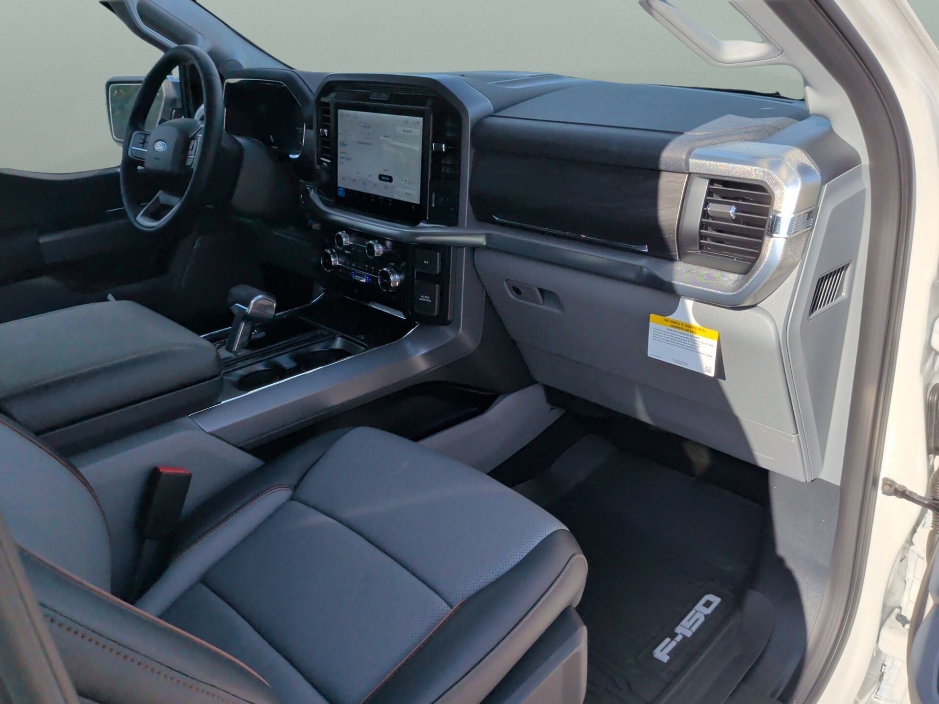 2026 Ford F-150 Lariat - Photo 18