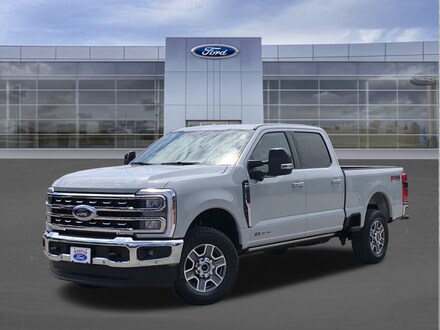 2025 Ford F-250 Lariat Truck Crew Cab