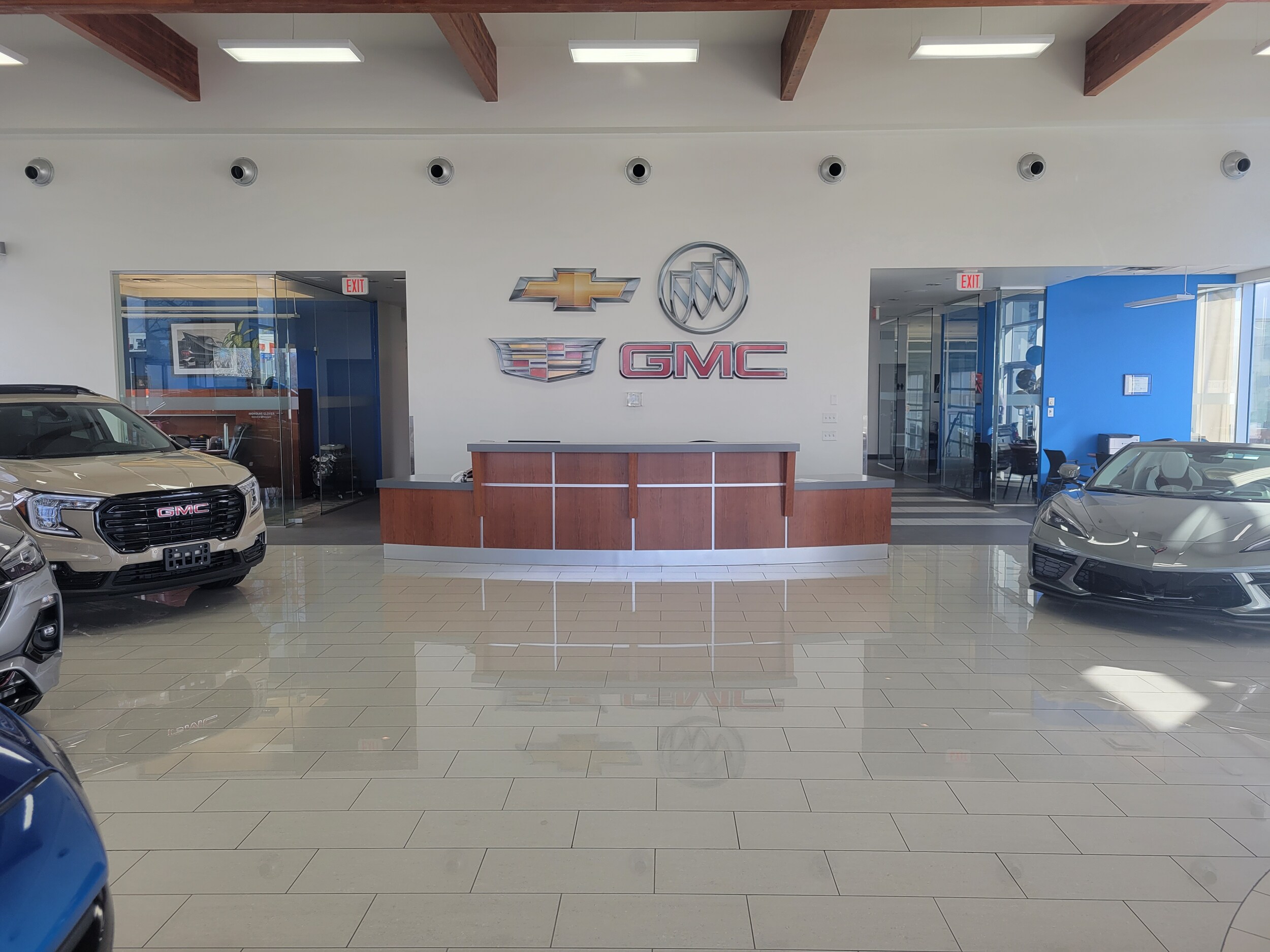 Dave Wheaton Chevrolet Buick Cadillac GMC Ltd. New Buick, Chevrolet