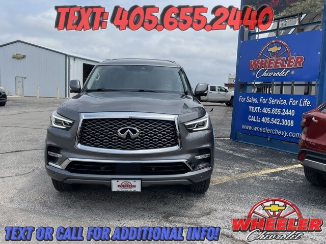 2021 Infiniti QX80 Luxe photo 4