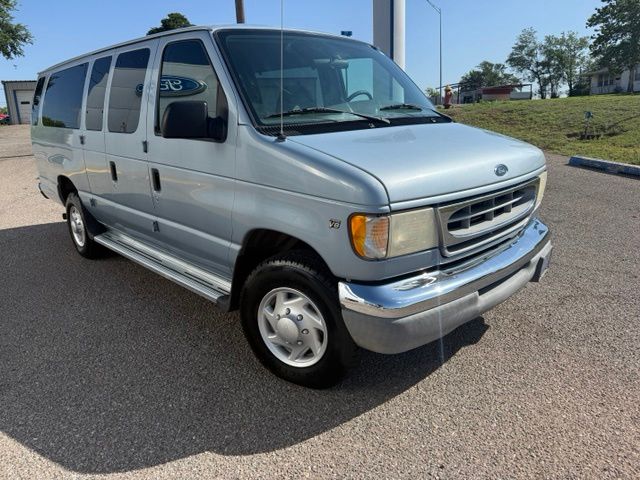 Used 2000 Ford Econoline Wagon XL with VIN 1FBSS31L9YHA48837 for sale in New Cordell, OK
