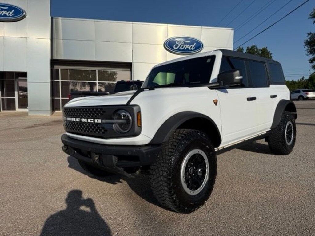 Used 2024 Ford Bronco Badlands SUV