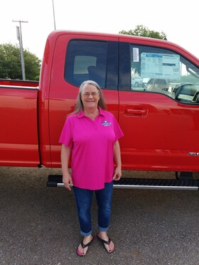 Staff member Roxann Morris from ID_9df751c9fb33