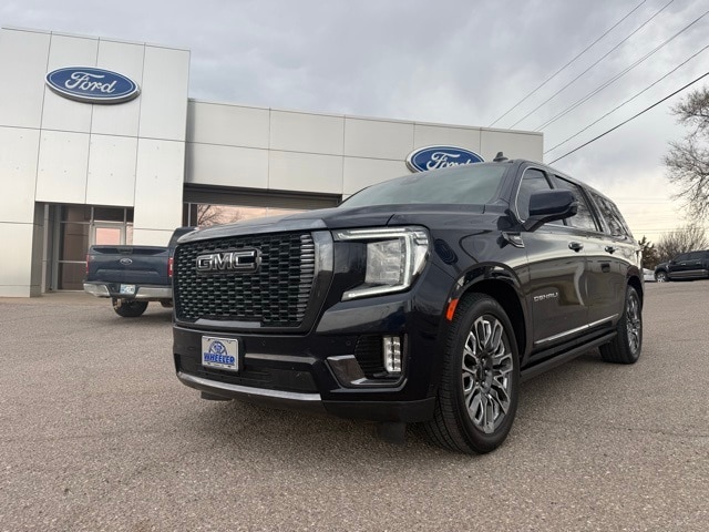 2023 GMC Yukon Denali Ultimate AWD's photo