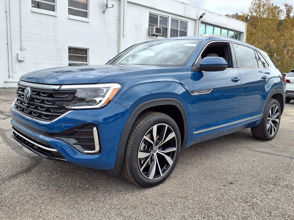 2026 Volkswagen Atlas Cross Sport SEL Premium R-LINE's photo