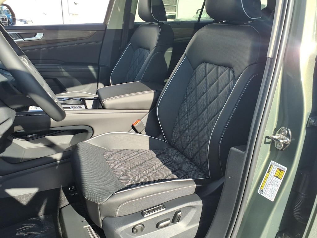 New 2026 Volkswagen Atlas 2.0T SEL Premium R-Line SUV