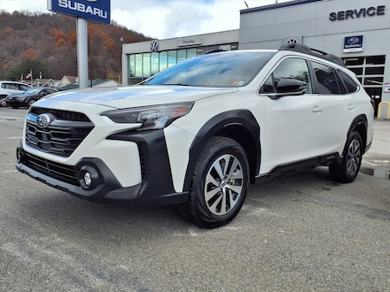 2025 Subaru Outback Premium AWD Premium  Crossover