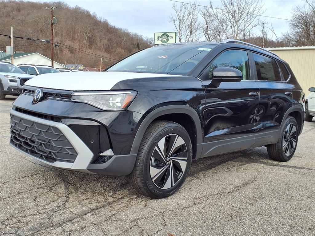 2026 Volkswagen Taos SE's photo