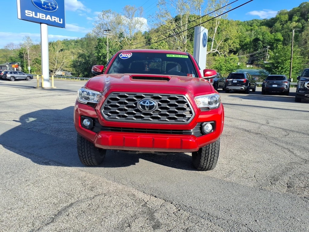 Used 2020 Toyota Tacoma TRD Sport 4x4 TRD Sport Double Cab 5.0 ft SB 6A