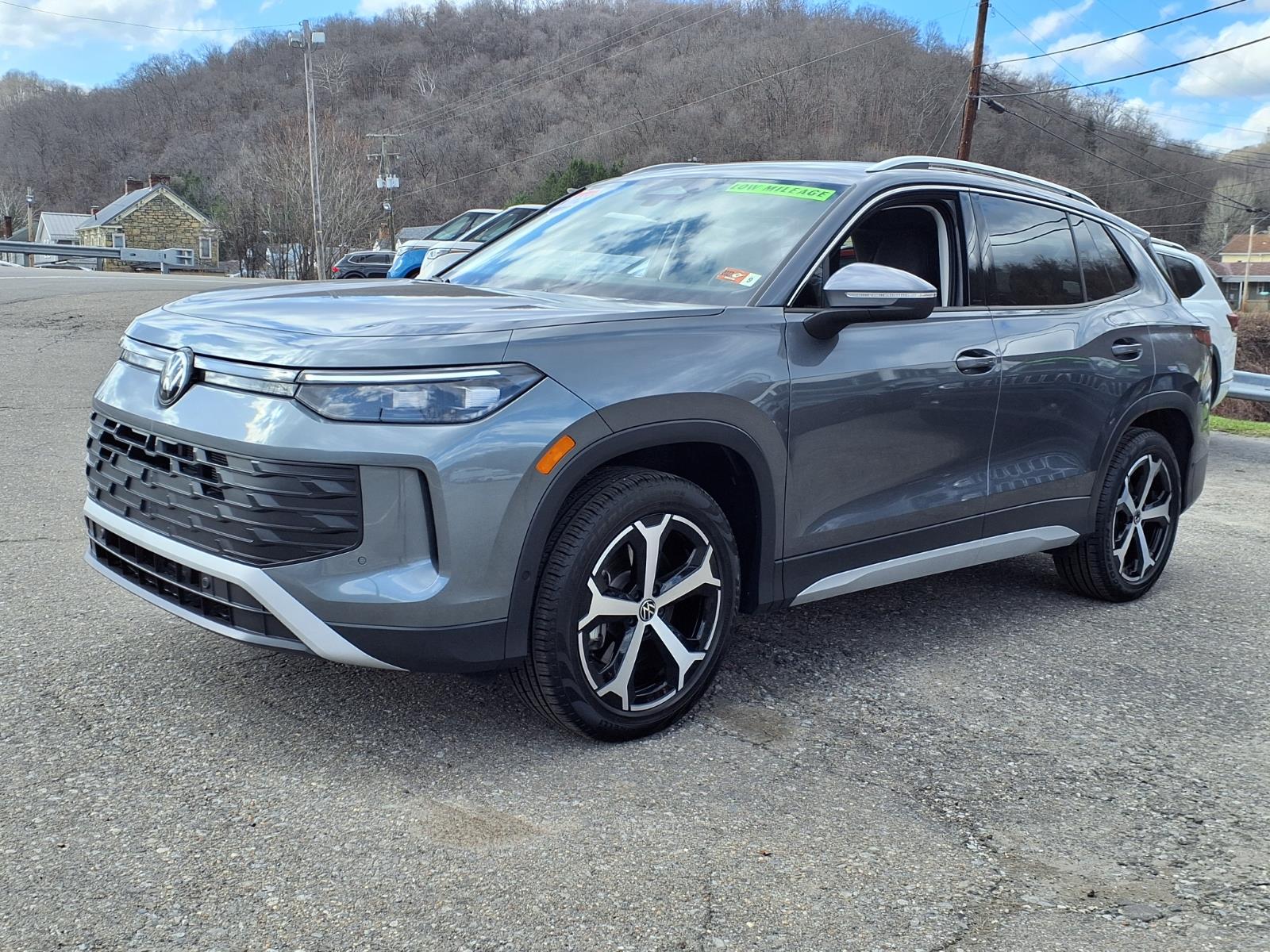 2025 Volkswagen Tiguan SE